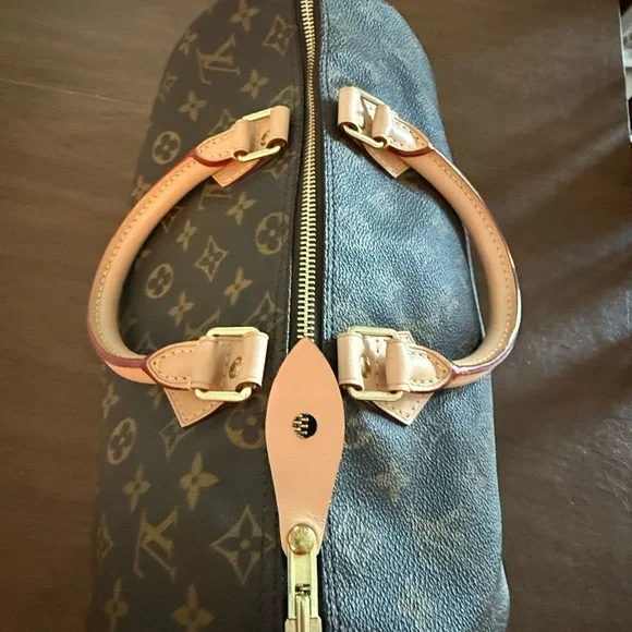 Vintage Louis Vuitton Monogram pristine condition. Authentic. - Picture 7 of 7